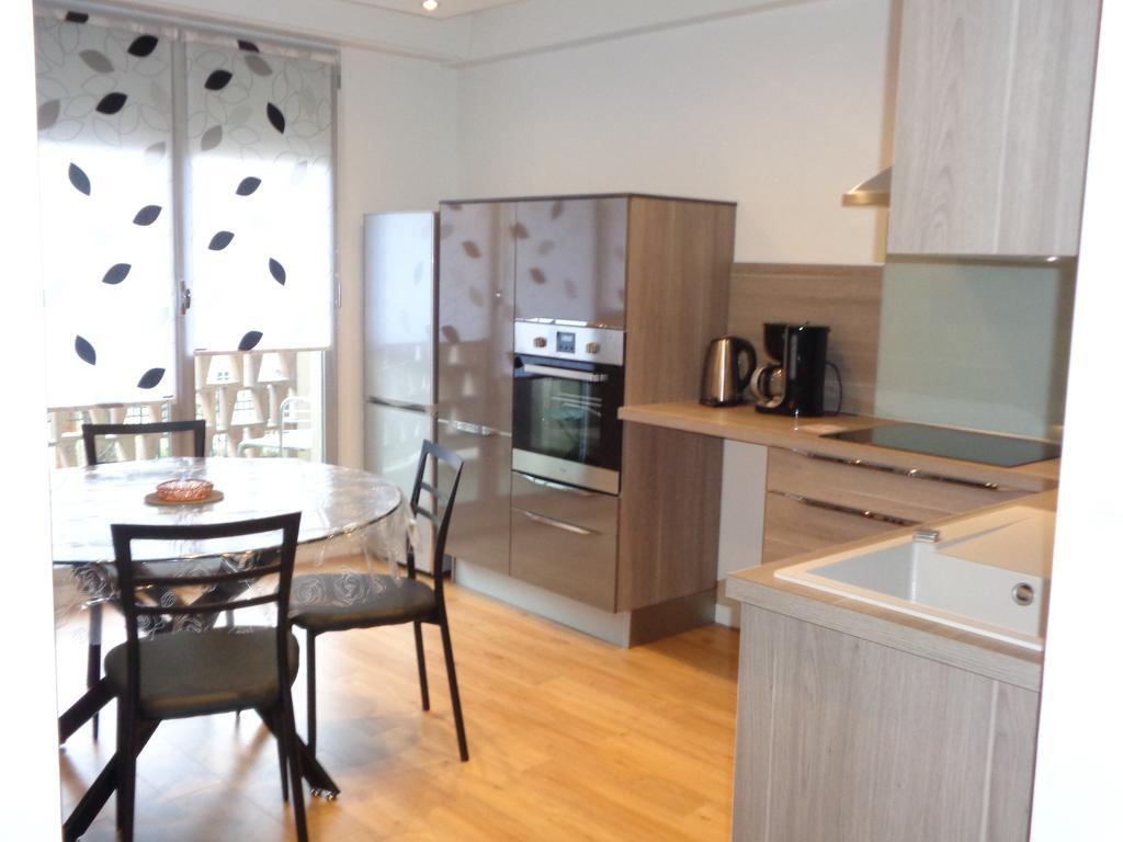 Le Saint Vincent Apartment Epernay Bagian luar foto